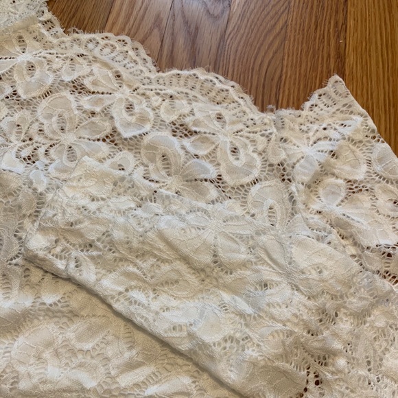 White off the shoulder eyelet lace long sleeve top - Picture 5 of 5